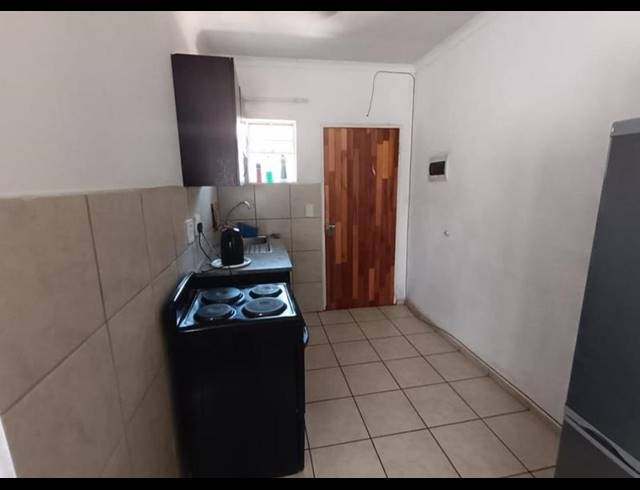 2 BEDROOM APARTMENT FOR SALE IN FLEURHOF